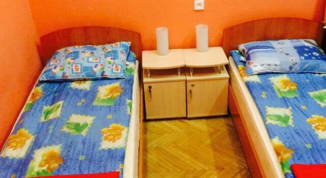 Хостел Gosti na Grafskom Санкт-Петербург-20